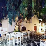 Hébergement de vacances Heritage With Terrace In The Trendy Port Of Náoussa