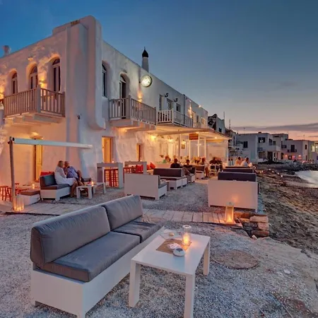 Casa vacanze Heritage With Terrace In The Trendy Port Of Naoussa