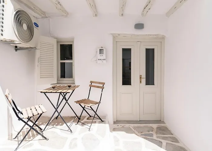 Heritage With Terrace In The Trendy Port Of *